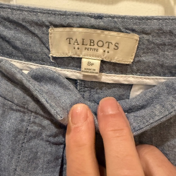 Talbots denim look Cropped Pants. Size 8p - Picture 3 of 5
